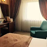 Marina فندق 3*