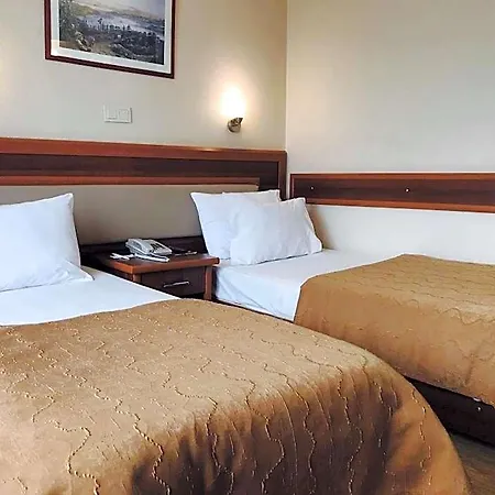 Marina Hotel