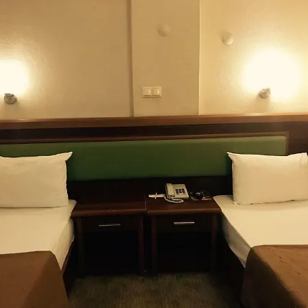 Marina Hotel 3*