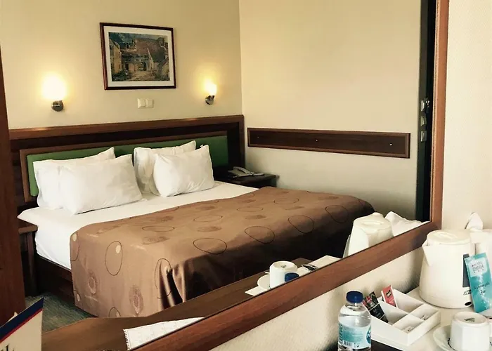 Отель Marina 3*